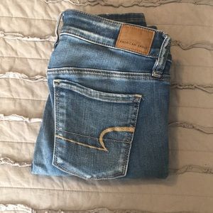 American Eagle rip jeans size 2